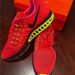 Nike Men's Air Zoom Structure 18 Red and Neon Yellow Athletic Shoes